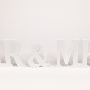 Wooden mr. & mrs. Sign standard